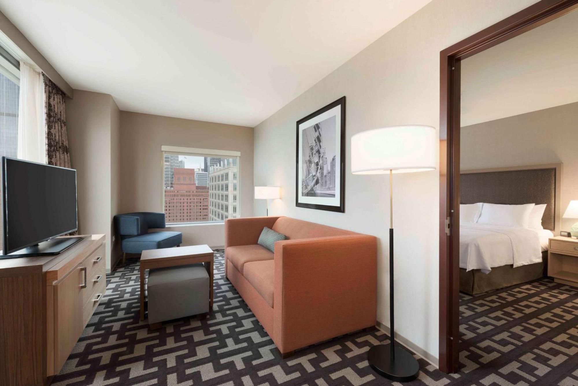 Homewood Suites By Hilton Chicago West Loop Fulton Mkt Area Екстериор снимка