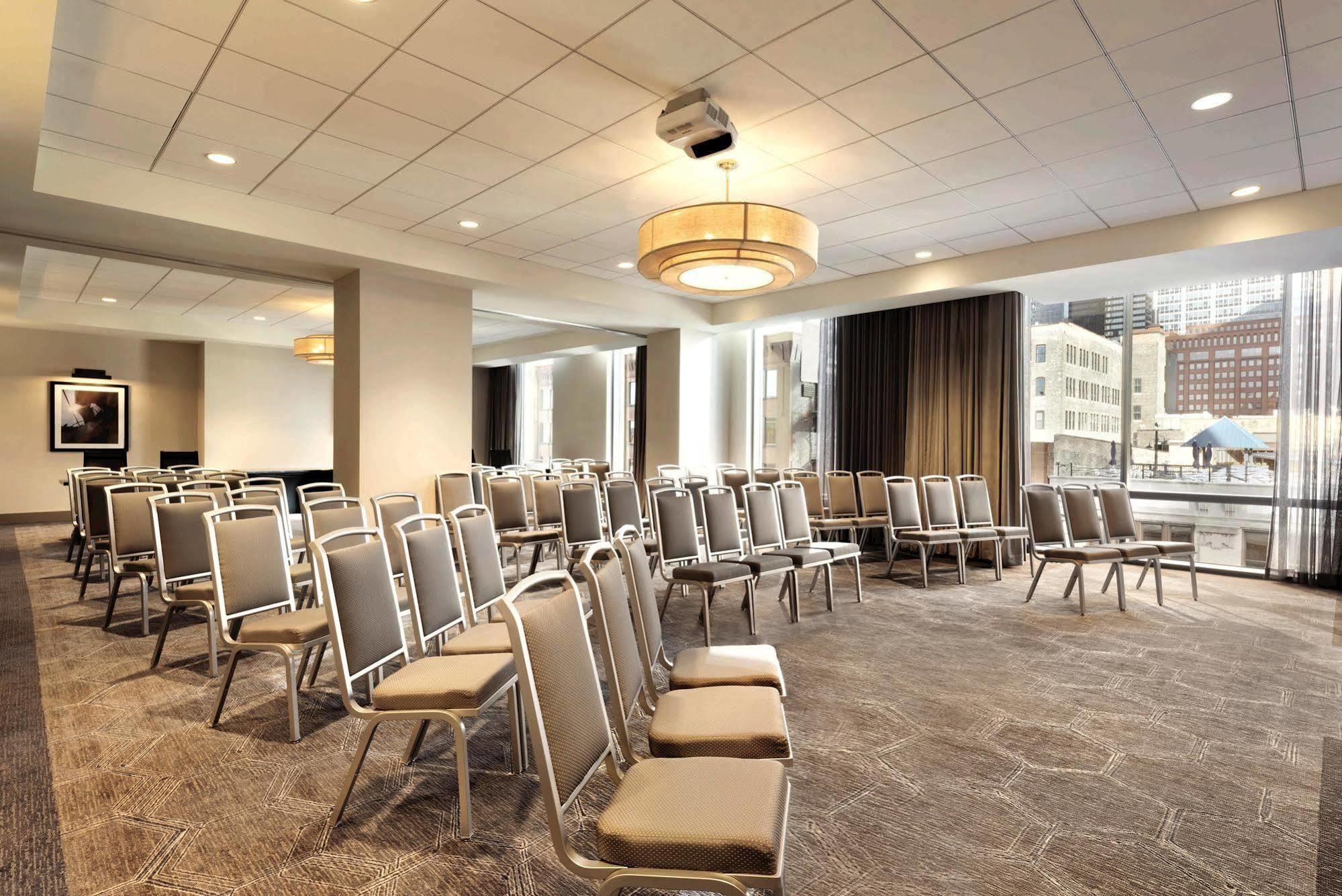 Homewood Suites By Hilton Chicago West Loop Fulton Mkt Area Екстериор снимка